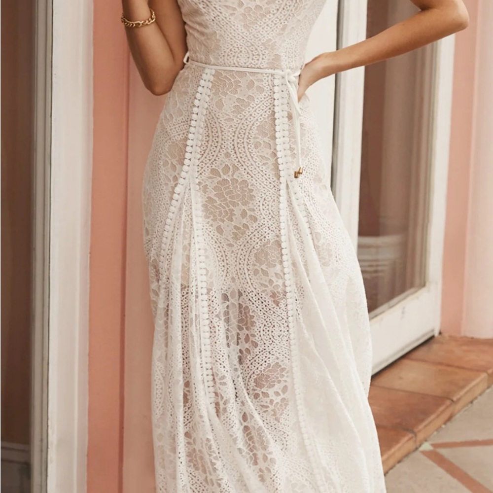 Selfie Leslie Cream Sleeveless Dress